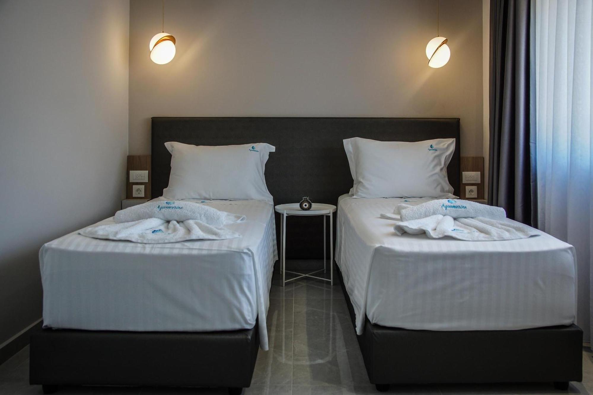 Aquamarine Luxury Suites Archangelos  Esterno foto