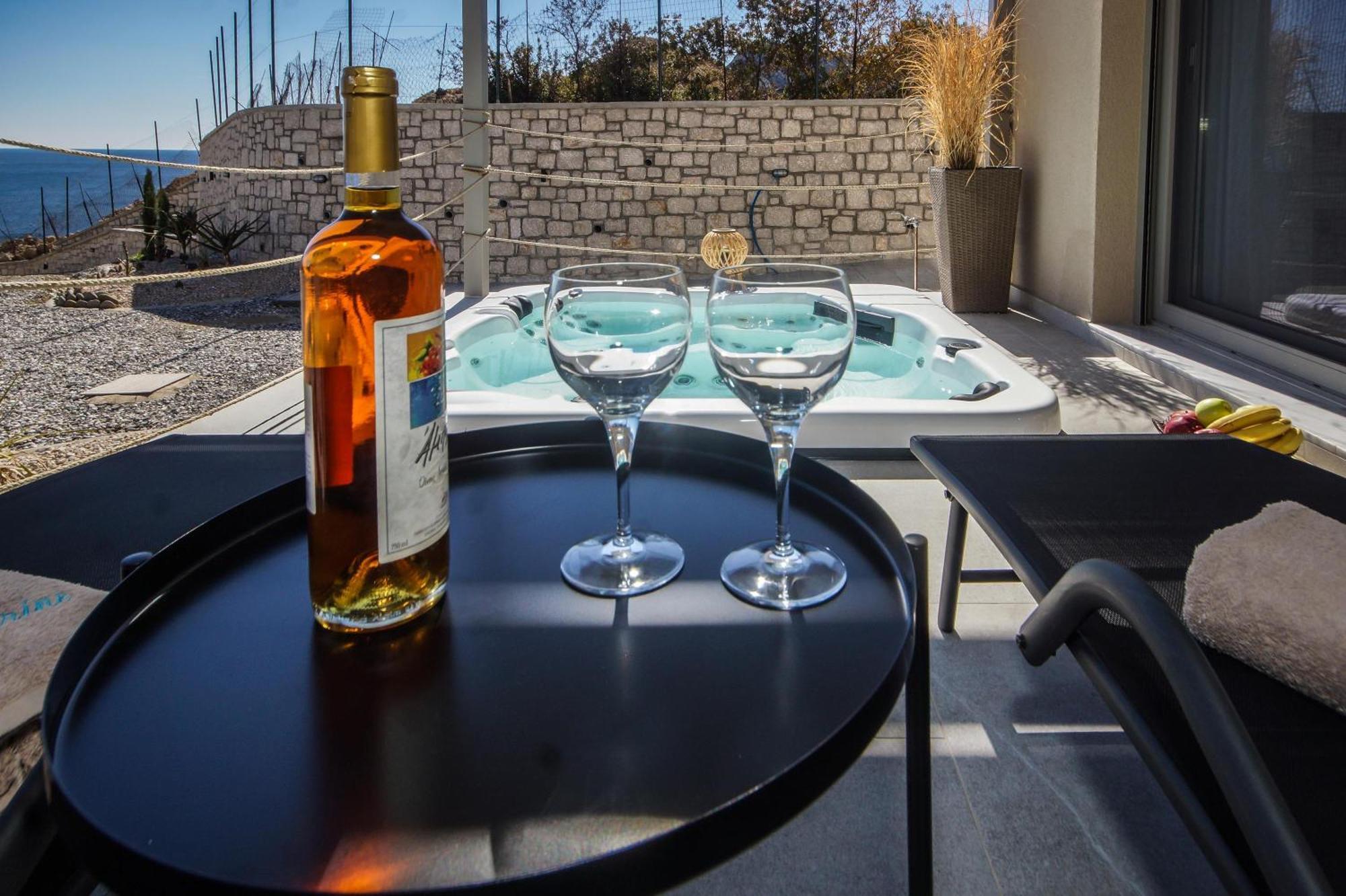 Aquamarine Luxury Suites Archangelos  Esterno foto